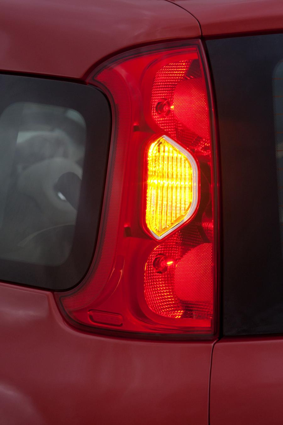  Fiat Panda 2012 года  (UK) (фото 62 из 125)